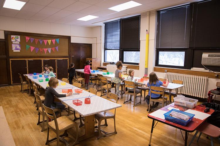 This image shows the layout of a classroom used for art classes.