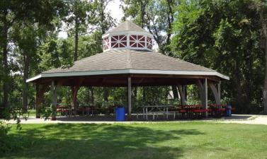 photo of yunker farm pavilion